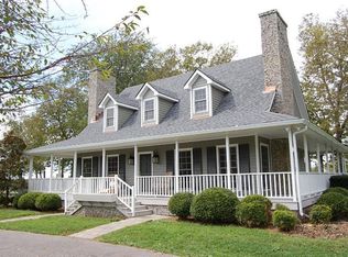 502 Kidds Mill Rd E, Versailles, KY 40383