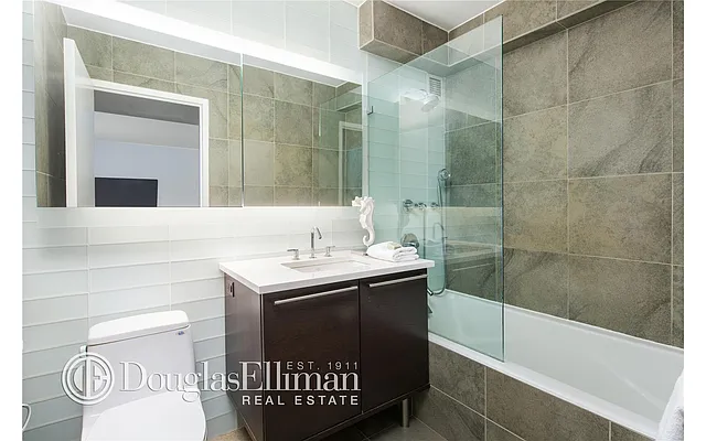 Sold by Douglas Elliman | media 21
