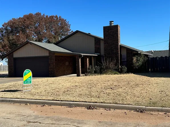 216 Vona St, Fairview, OK 73737