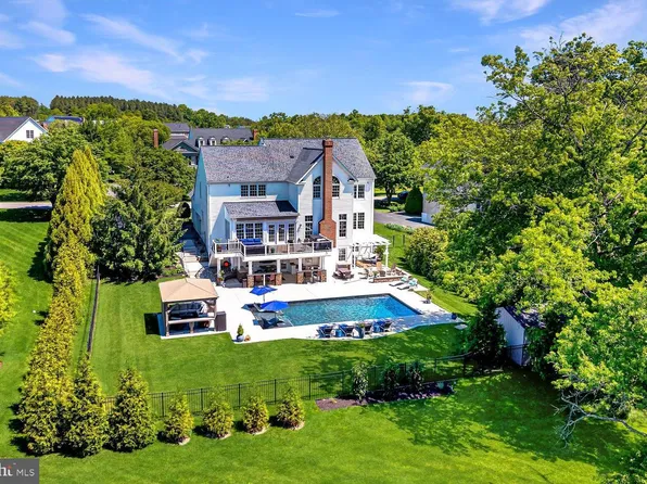 43079 Lago Gallerie Ct, Ashburn, VA 20148