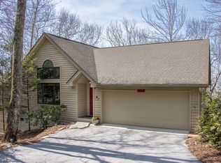 1607 N Buckberry Drive, Sapphire, NC 28774