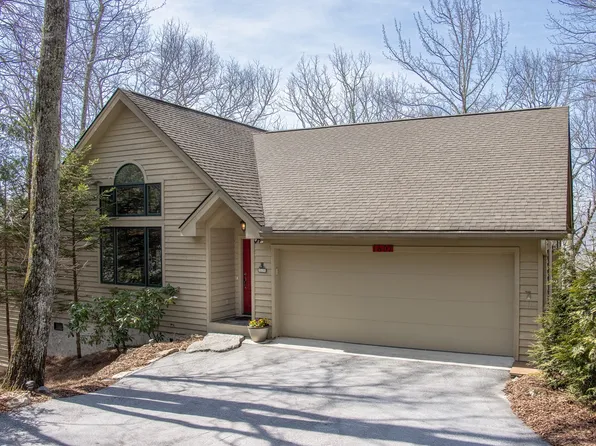 1607 N Buckberry Drive, Sapphire, NC 28774