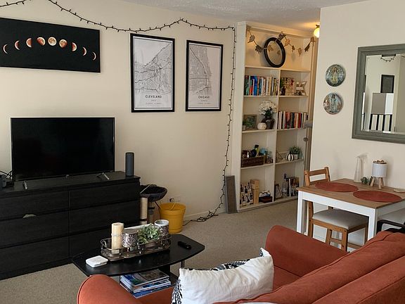 Easy to section off or arrange space