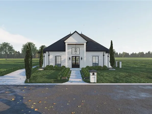 3720 Lake Arrowhead Dr, Harvey, LA 70058