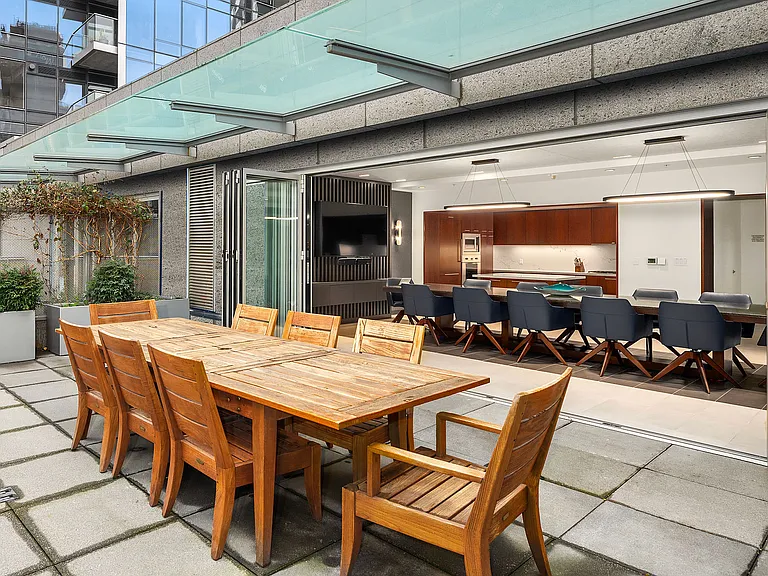 500 106th Ave NE #1013 — Photo 41