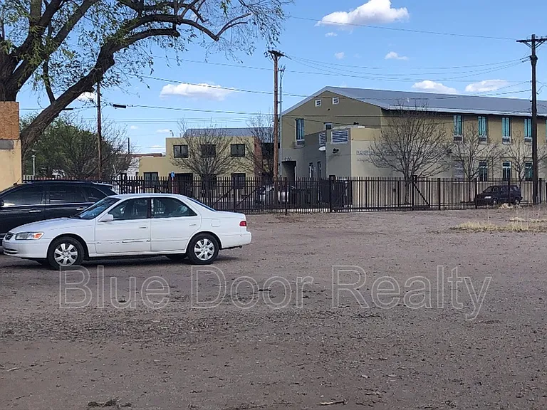 1311 Barelas Rd SW #C — Photo 7