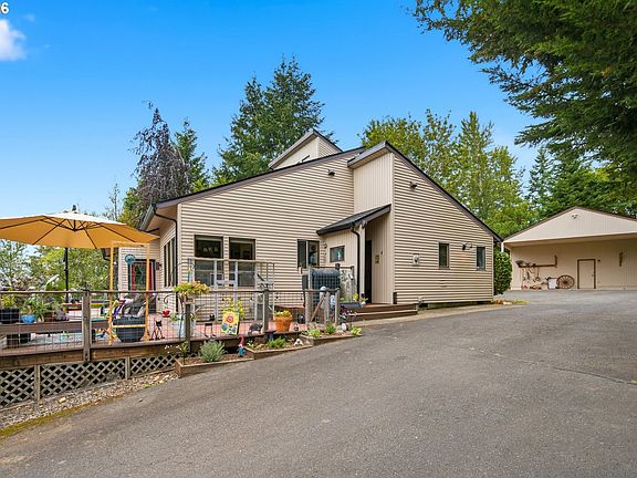 2nd image of 15000 NE 223rd Cir