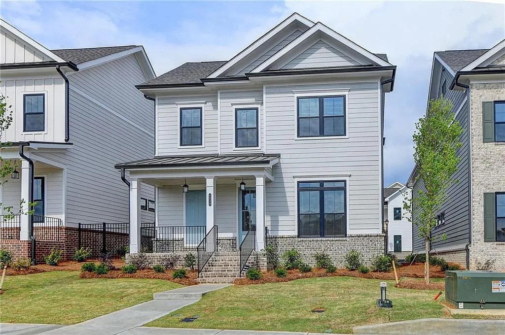 4 bed, 3.5 bath, 2300 sqft, $3,950 — Photo 2