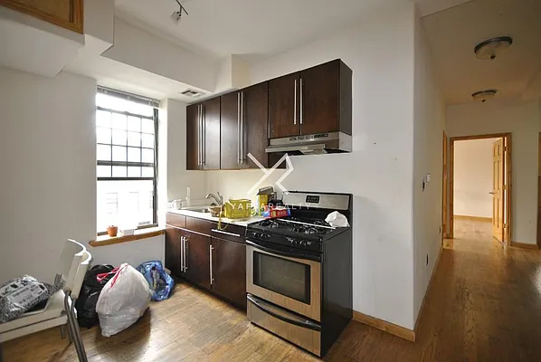 Rented by Yaffa Realty LLC | media 24