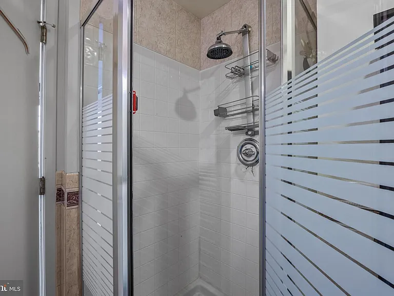 2135 Walnut St #1202 — Photo 18