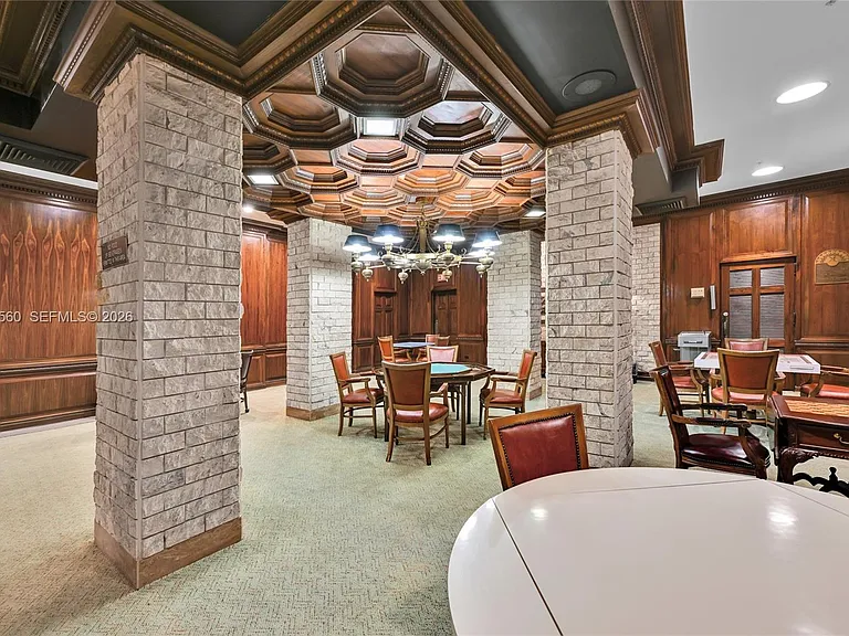 6039 Collins Ave #621 — Photo 33