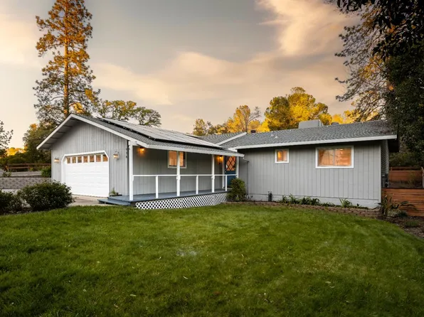 938 Mikkelsen Dr, Auburn, CA 95603