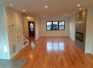 30 Hattie Jones Ct, Brooklyn, NY 11213