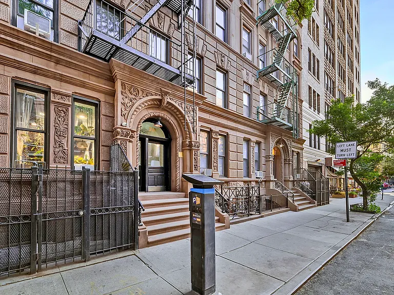 358 W 45th St #3B — Photo 9