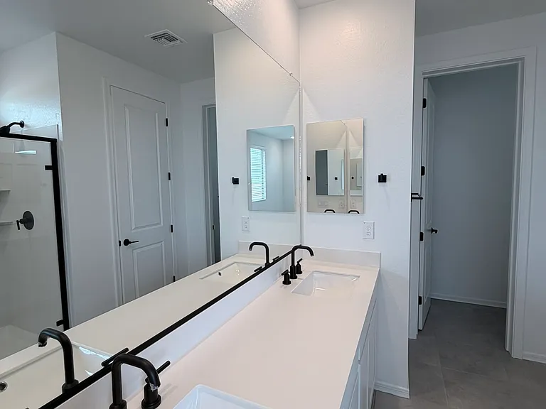 24172 W Raymond St — Photo 58