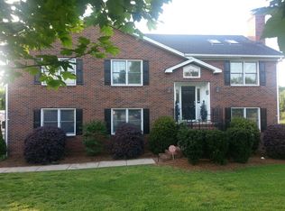 2131 Wynbourne Dr, Gastonia, NC 28056