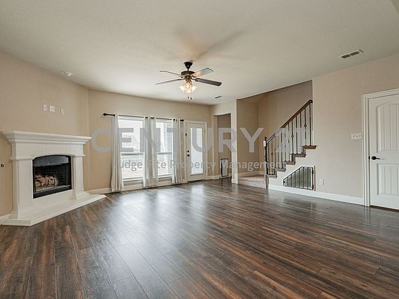 5th image of 1813 Watermark Ln