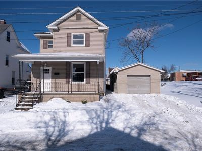 330 Spruce St, Latrobe, PA, 15650