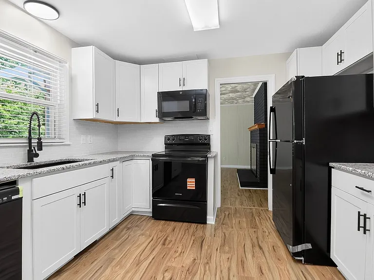 6901 Ridge Lane Rd — Photo 33