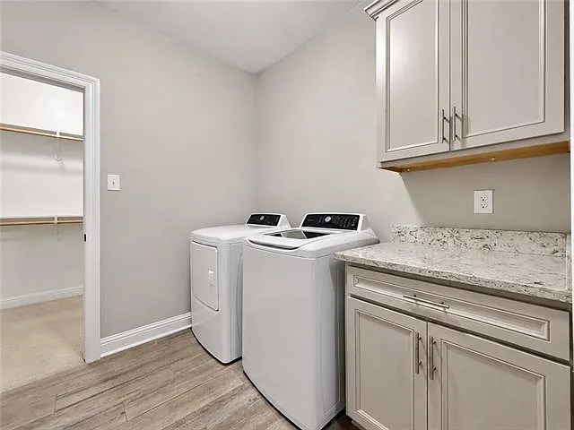 496 Tiger Ave — Photo 16