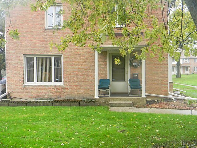 1st image of 182 Ash St