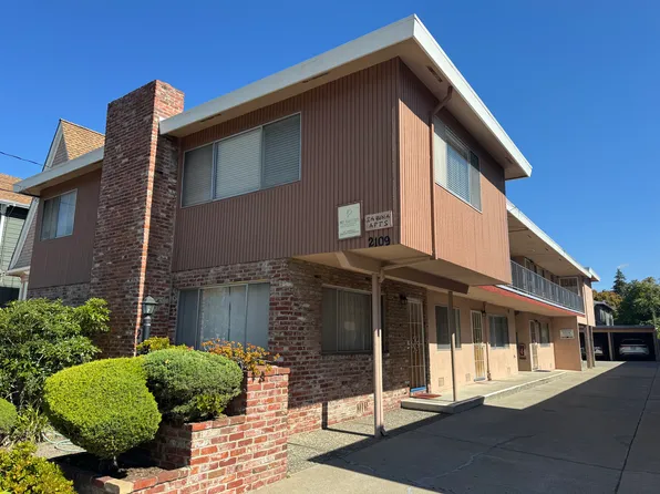 2109 Santa Clara Ave #E, Alameda, CA 94501