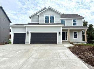 6114 NE 118th St, Kansas City, MO 64156