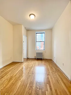 Rented by Corcoran | media 16