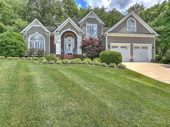 408 Beulah Land Dr, Bluff City, TN 37618