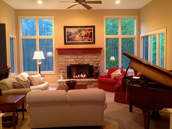 4th image of 2744 Sturbridge Dr SE