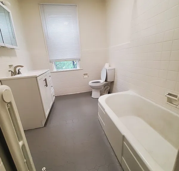 712 W King St #2 — Photo 9