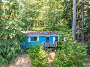 1554 Roy Rd, Freeland, WA 98249