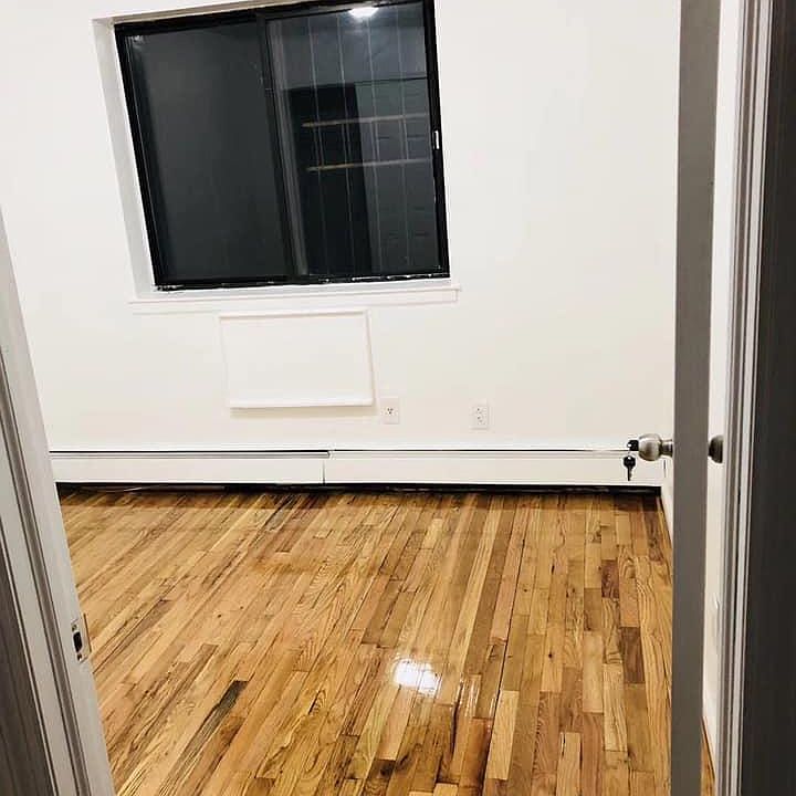 2nd image of 10519 53rd Ave Floor 1