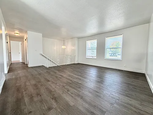 9900 S Darin Dr Photo 1