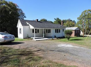 911 Highway St, Madison, NC 27025