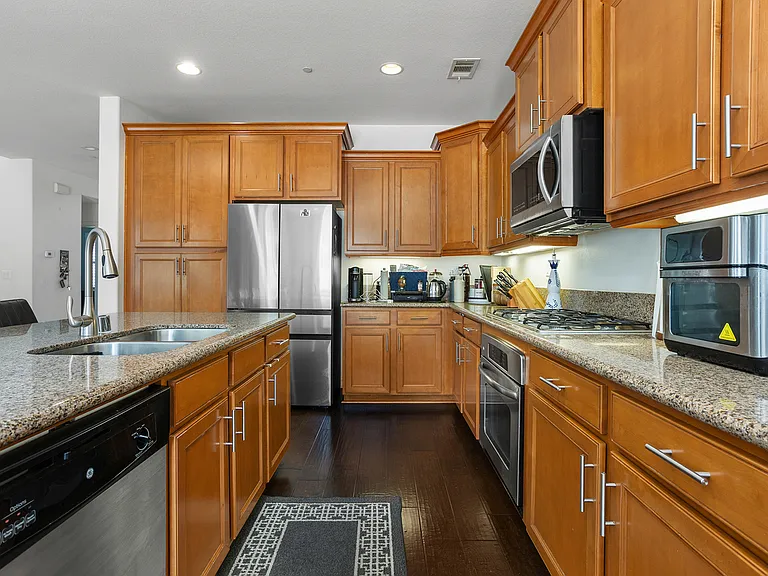 1232 Pinehurst Dr — Photo 12