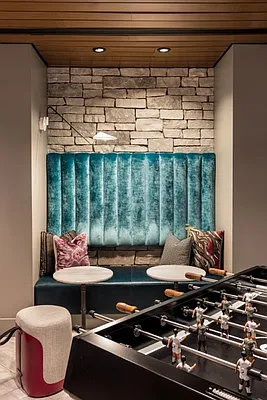 Rented by Greystar | media 26