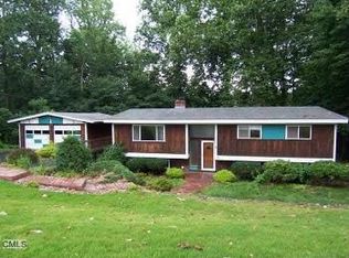 151 Tanglewood Rd, Trumbull, CT 06611