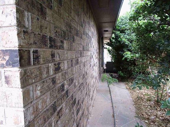 4th image of 4630 Valleybrook Ln