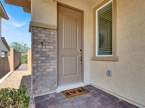 3rd image of 612 Suncrest Peak Pl