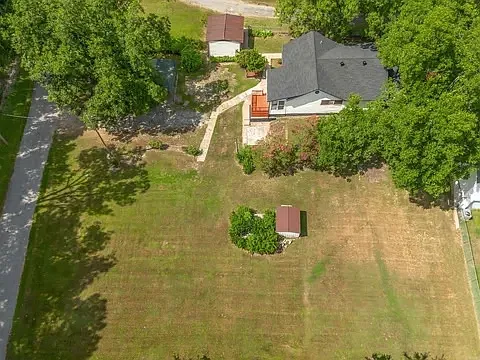 13818 Saddle Wood Dr — Photo 22