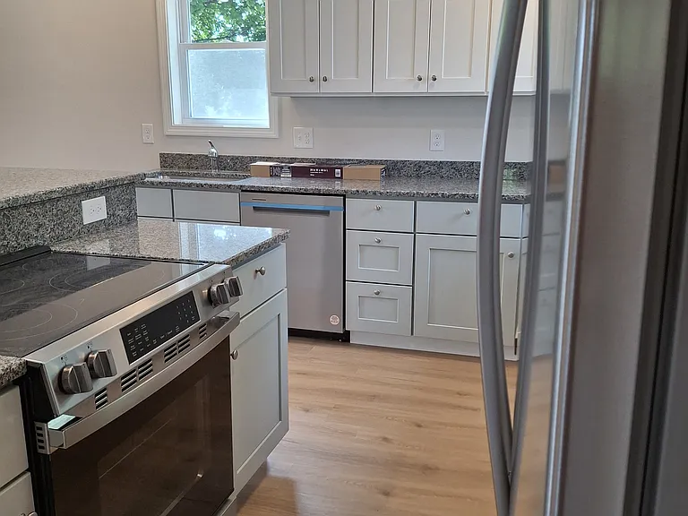 103 Brook St #3 — Photo 4