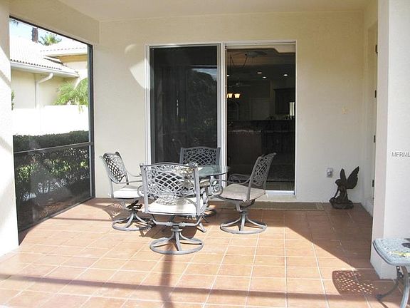 4th image of 281 Mestre Pl