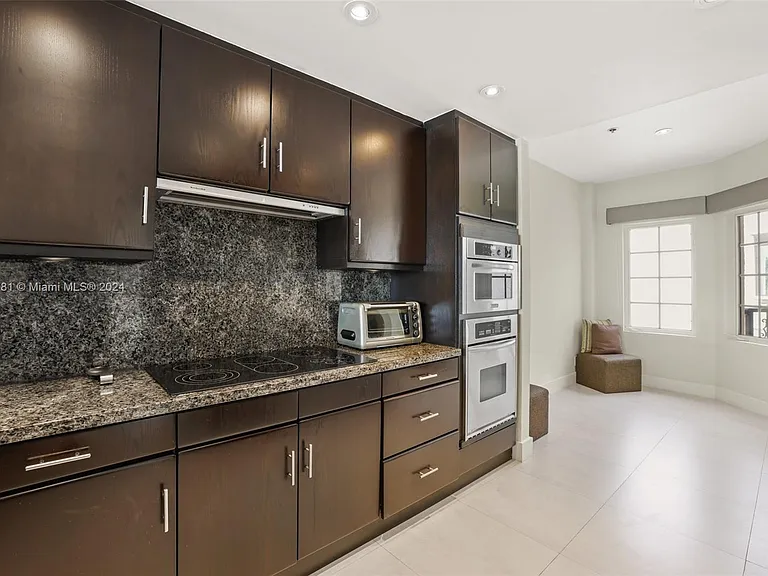 2442 Fisher Island Dr #5402 — Photo 12