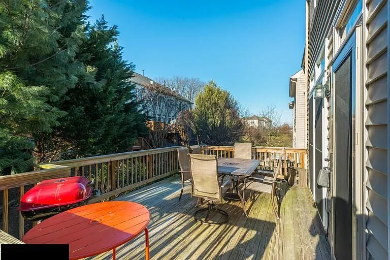 9108 Ayden Ln #9108 — Photo 8