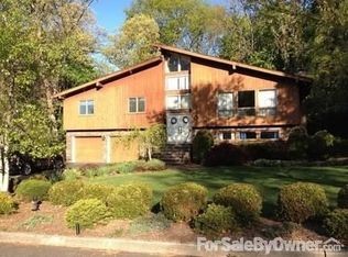 5 Diana Ct, Ramsey, NJ 07446