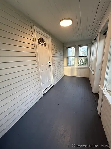 818 Burbank Ave — Photo 3