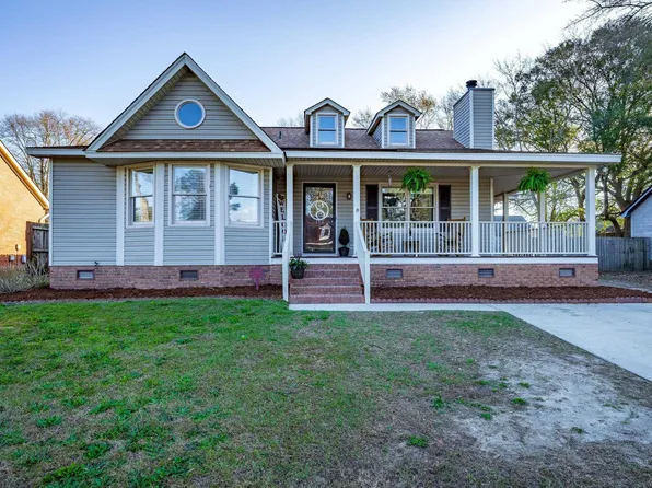 153 Golden Pond Dr, Lexington, SC 29073