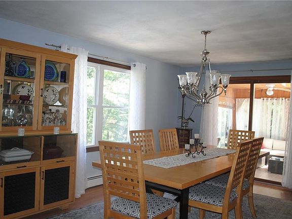 5th image of 25 Rollingwood Dr