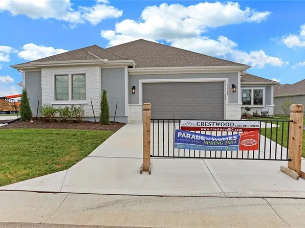 21727 W 116th Ter, Olathe, KS 66061